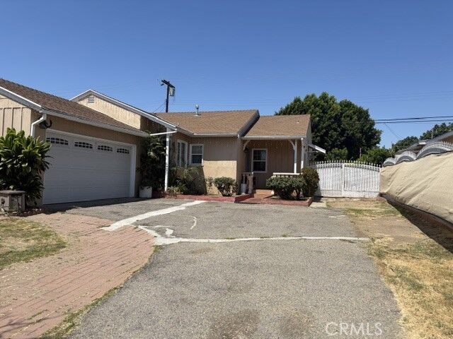 Property Photo: 8115 Brimfield CA 91402