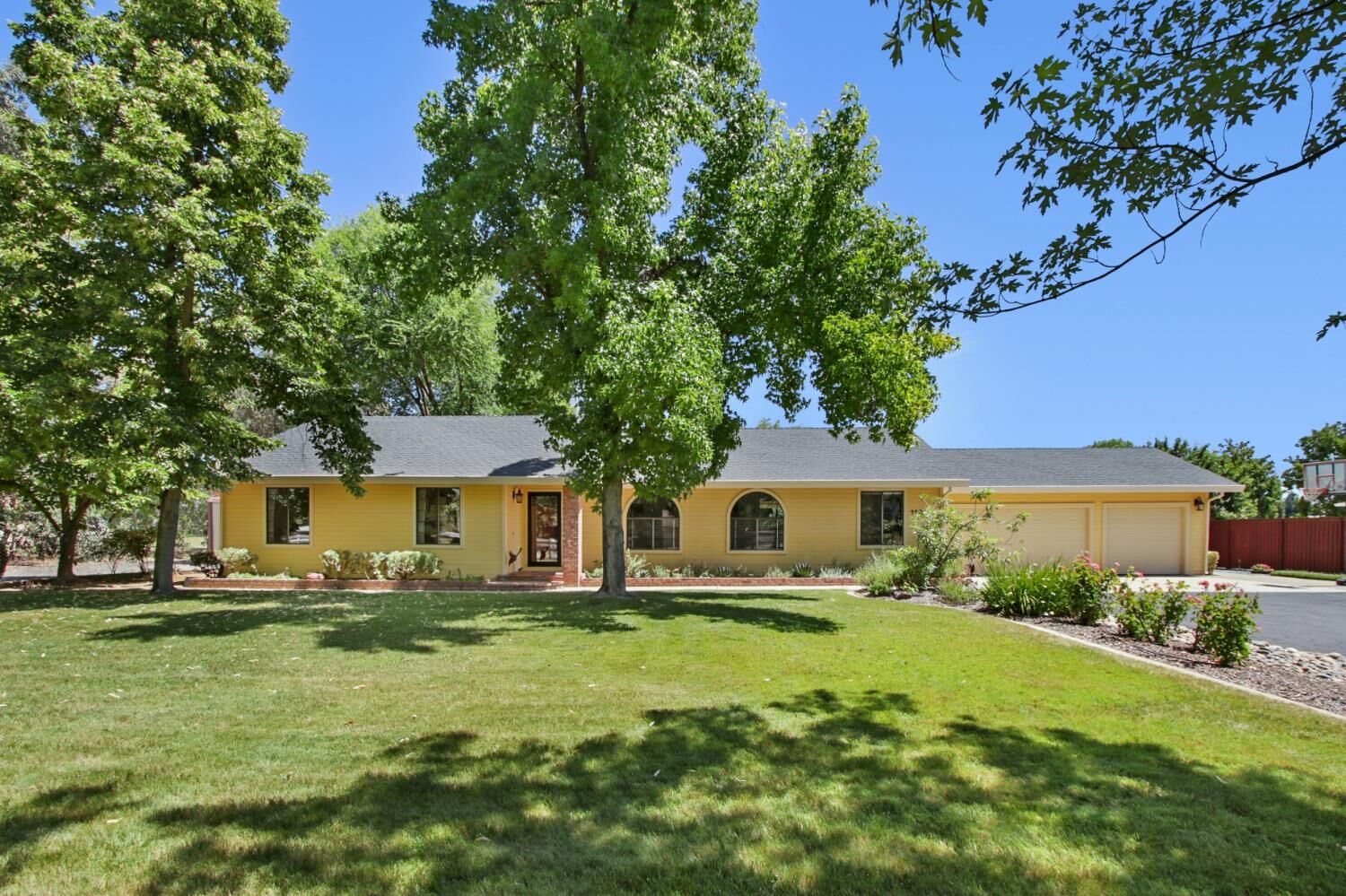 Property Photo: 11433 Randolph Road CA 95693