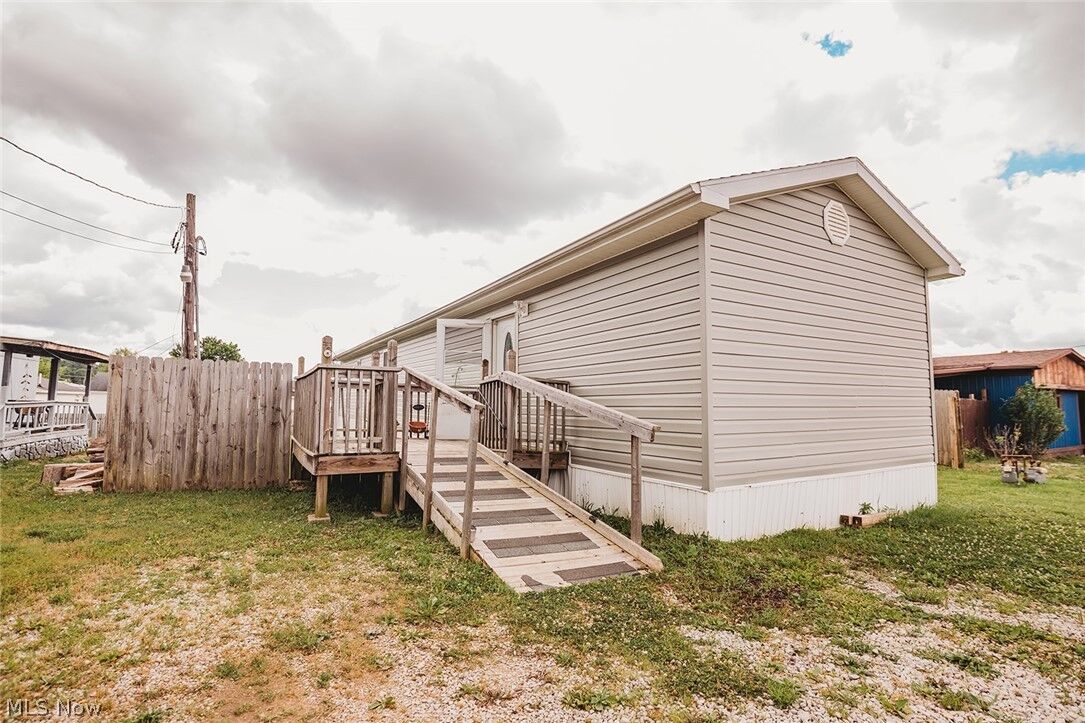 Property Photo:  43 Thorn Street  WV 26101 