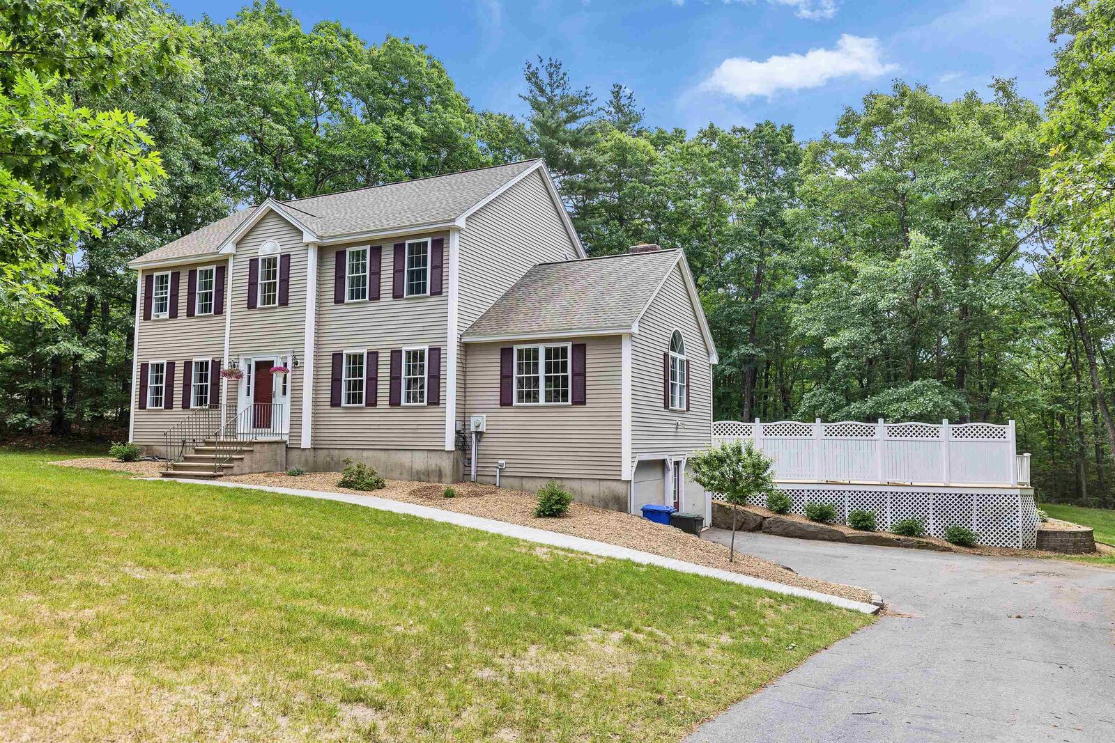 Property Photo: 64 Seasons Lane NH 03053