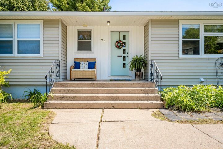 Property Photo:  70 Palmeter Avenue  NS B4N 2S9 