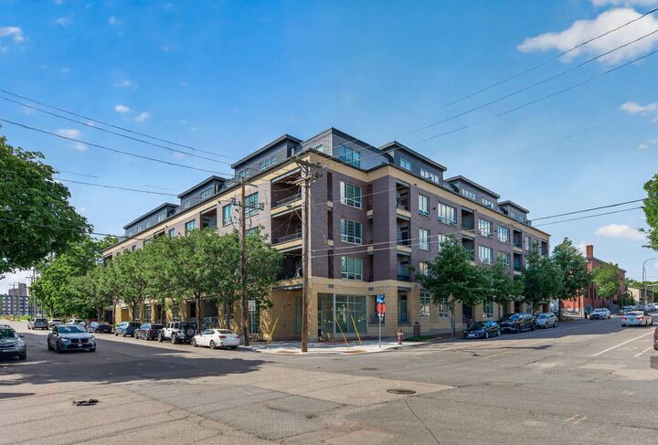 Property Photo:  521 2nd Street SE 301  MN 55414 