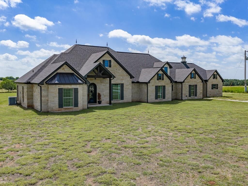Property Photo: 351 Private Road 3205 TX 76426