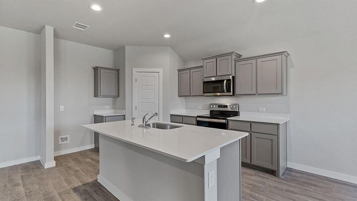 Property Photo: 2809 Hawk Drive TX 76205