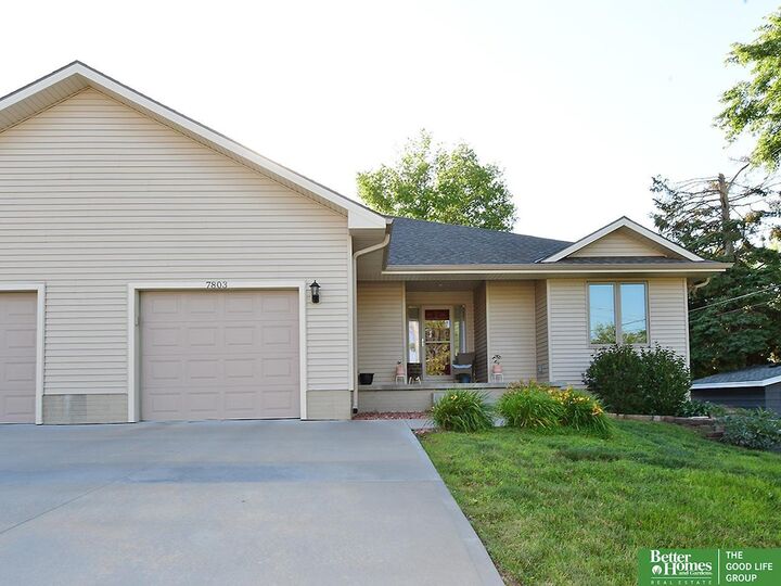 Property Photo: 7801-7803 S 30th Street NE 68147