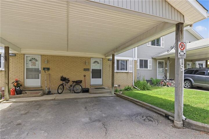 Property Photo:  255 Northlake Drive 15  ON N2V 1Z2 