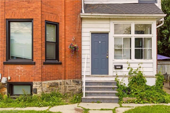 Property Photo:  112 Glasgow Street B  ON N2G 2G9 