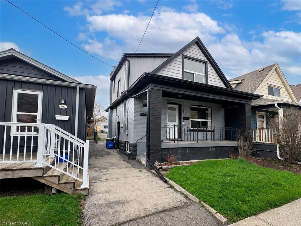Property Photo:  305 Weir Street N Upper  ON L8H 5G4 