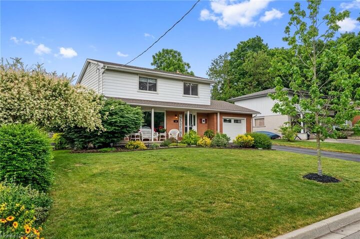 Property Photo:  39 Holden Avenue  ON N3Y 4E4 