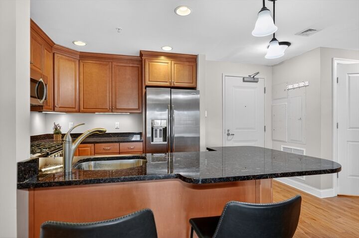 Property Photo:  235 Cambridge Street 202  MA 01803 