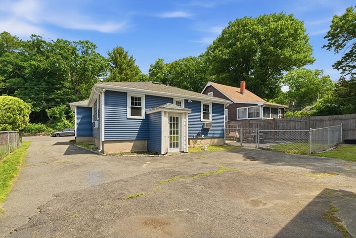 Property Photo:  5 Bulfinch Rd  MA 01902 