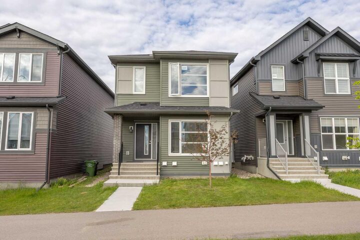 Property Photo: 288 Lucas Boulevard NW AB T3P 1X2