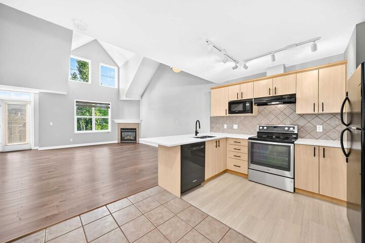 Property Photo:  3651 Marda Link SW 307  AB T2J 6J7 