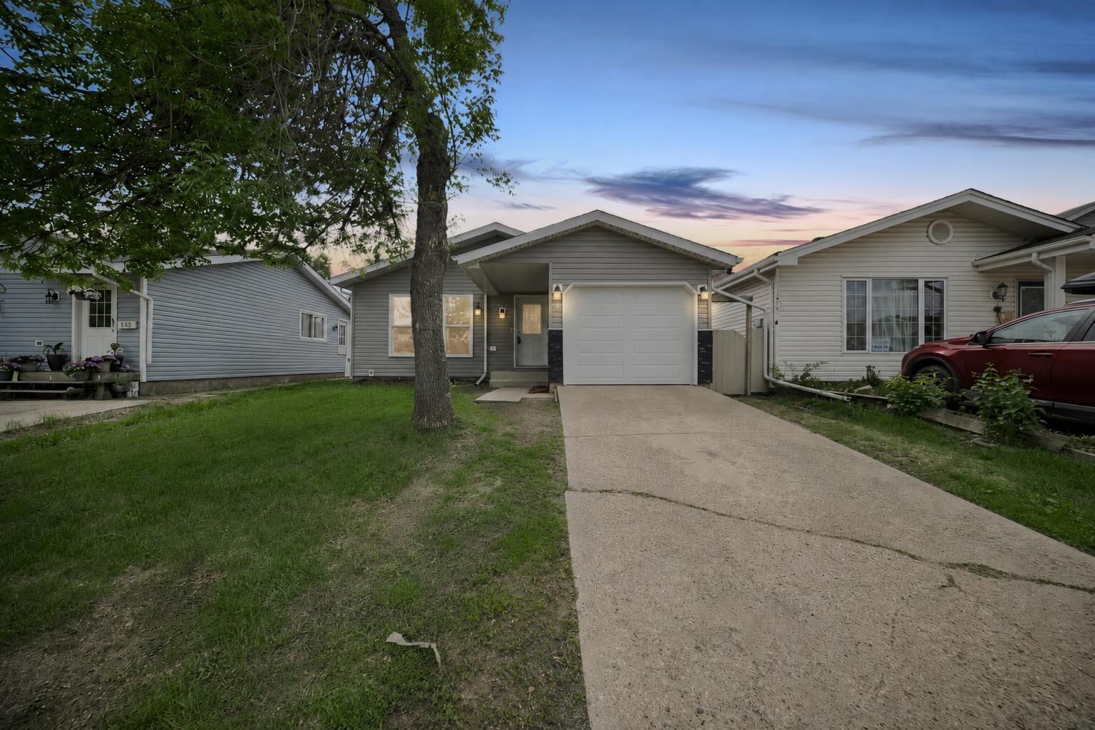 Property Photo:  181 Windsor Drive  AB T9H 4R1 