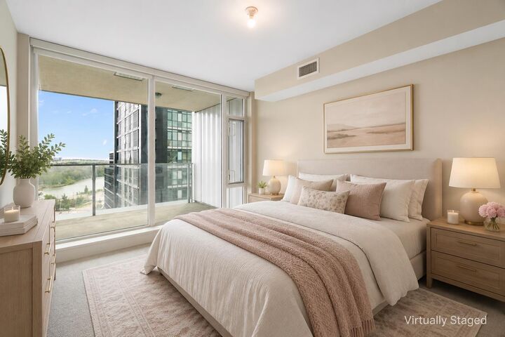 Property Photo: 519 Riverfront Avenue SE 1004 AB T2G 1K6
