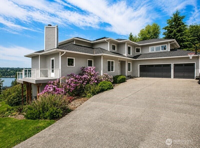 Property Photo:  20610 NE 16th Street  WA 98074 
