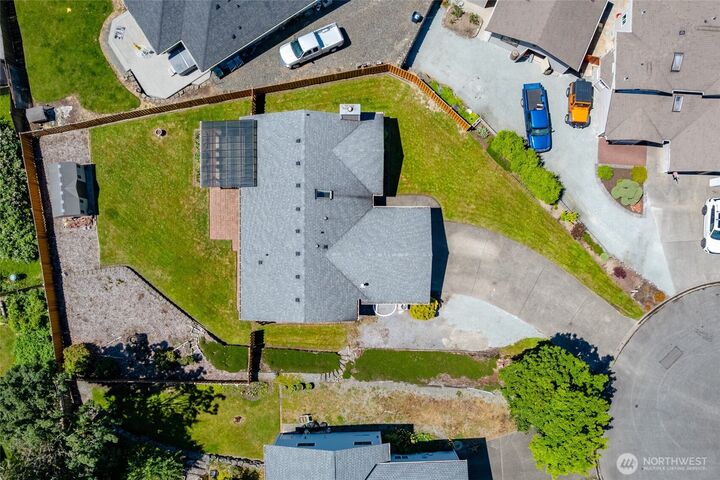 Property Photo: 427 S 32nd Place WA 98274