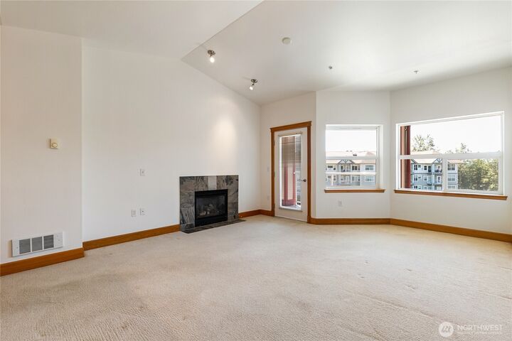 Property Photo: 255 W Bakerview Road 401 WA 98226