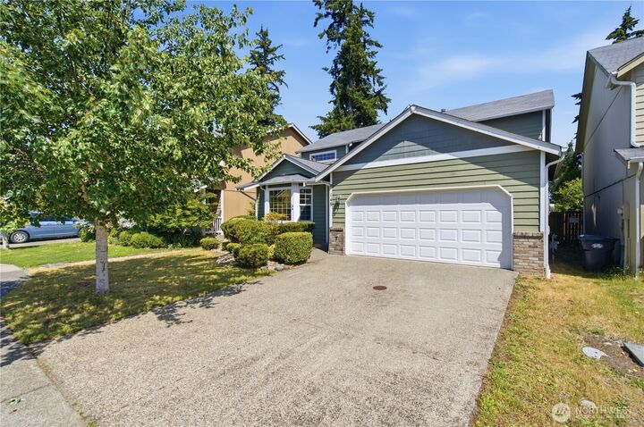 Property Photo:  149  177th Street E  WA 98387 