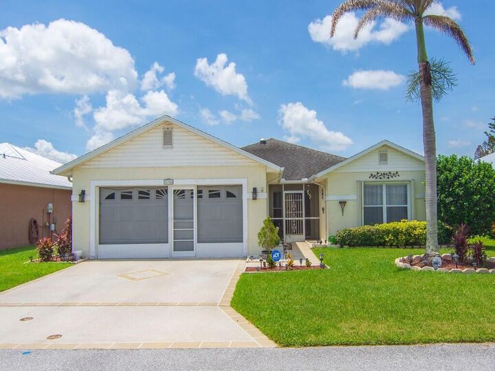 Property Photo: 6704 Picante Circle FL 34951