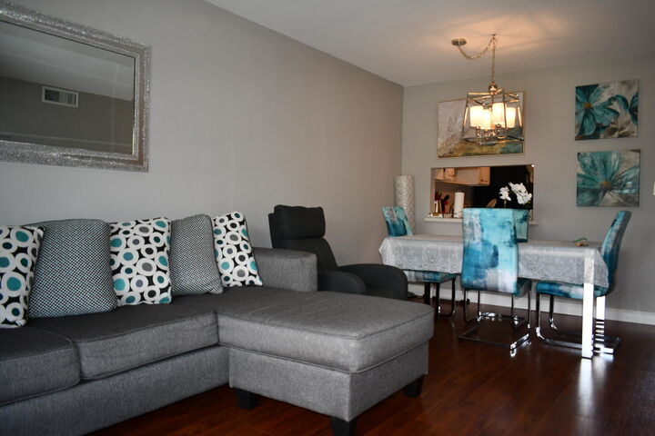 Property Photo:  2721 N Garden Dr Drive N 202  FL 33461 