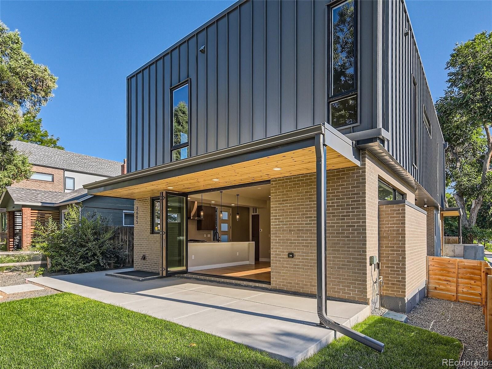 Property Photo:  2605 W 40th Avenue  CO 80211 
