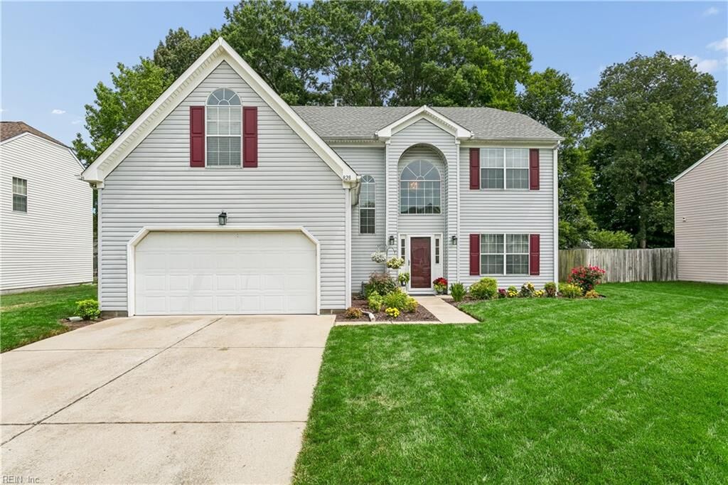Property Photo:  828 Sheffield St  VA 23666 