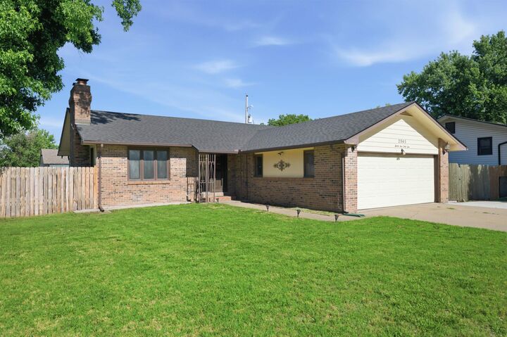 Property Photo:  2945 S Chase Ave  KS 67217-1313 