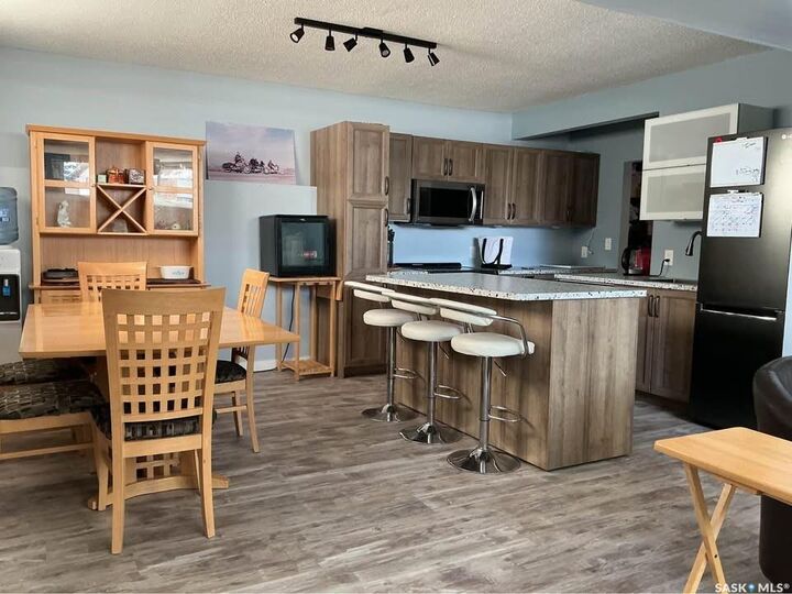 Property Photo: 1617 Ruth Street E SK S7J 0L7
