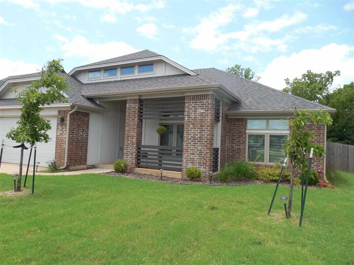 Property Photo:  2522 S Pintail Street  OK 74074 