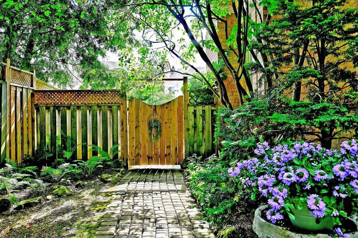 Property Photo:  7 Normandale Road  ON L3R 4J7 