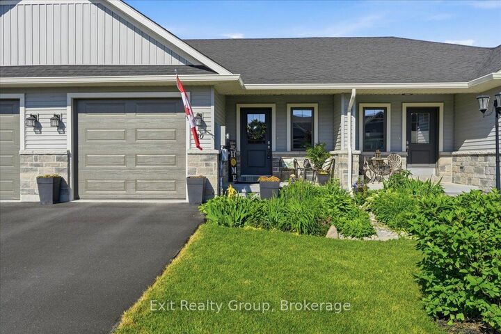 Property Photo: 30 Sandhu Crescent ON K8P 0G6