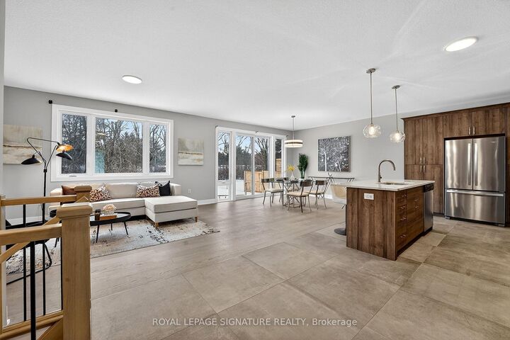 Property Photo: 297 Whiting Street 16 ON N5C 3W5