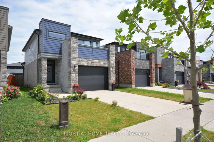 Property Photo:  598 Freeport Street  ON N6G 0R2 