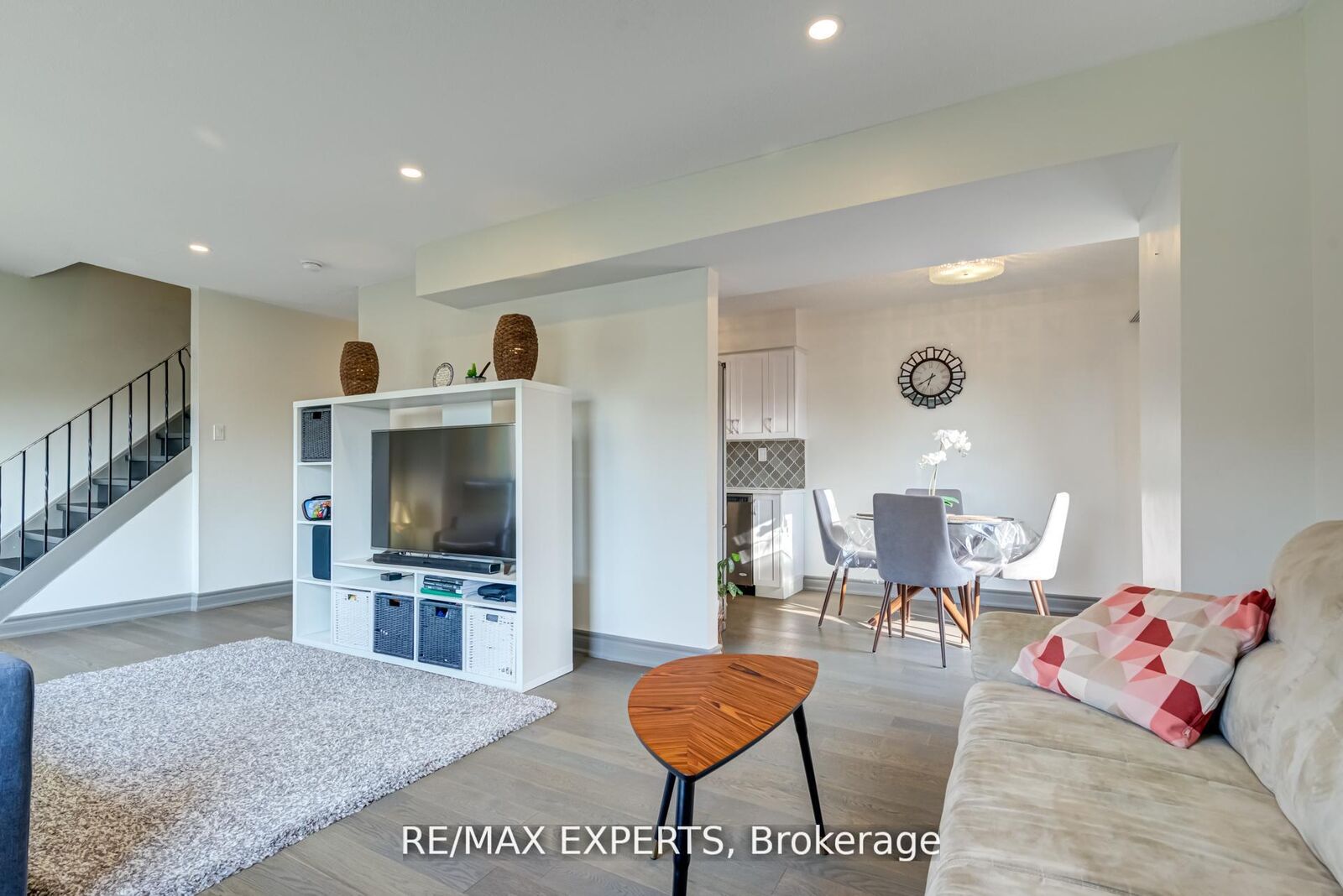 Property Photo: 766 Walter Street J ON N3H 4P3