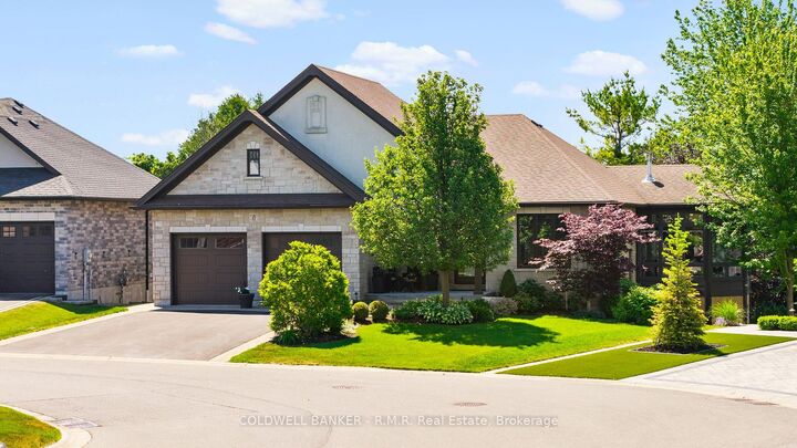 17 Castle Ridge — photo 1