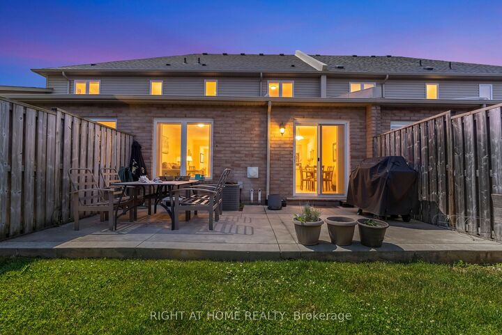 Property Photo: 9 Periwinkle Drive ON L0R 1P0