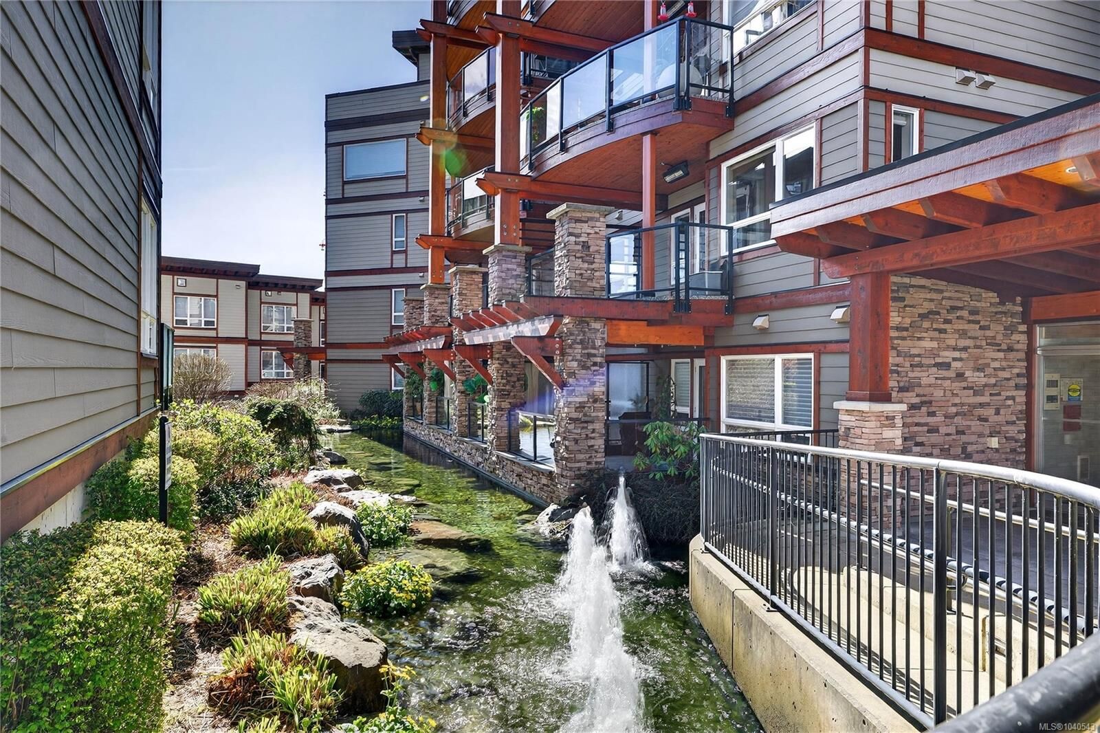 Property Photo: 6591 Lincroft Rd #202 BC V9Z 1M2