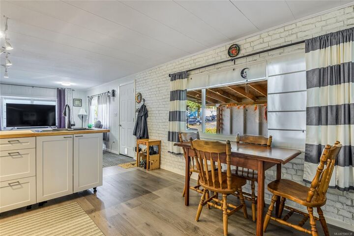 Property Photo: 1160 Shellbourne Blvd #55 BC V9W 5G5
