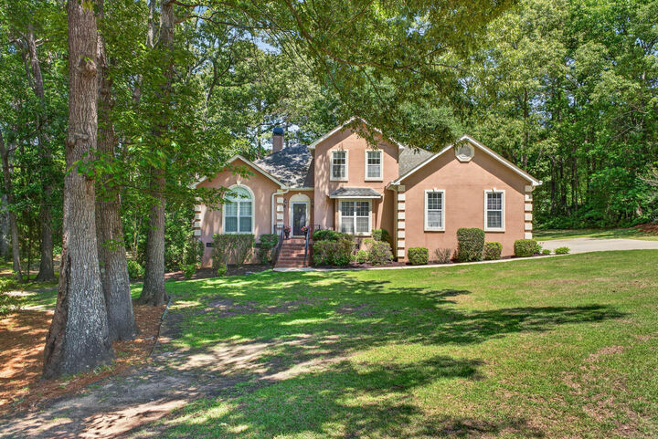 Property Photo: 10 Hardwood Court SC 29803
