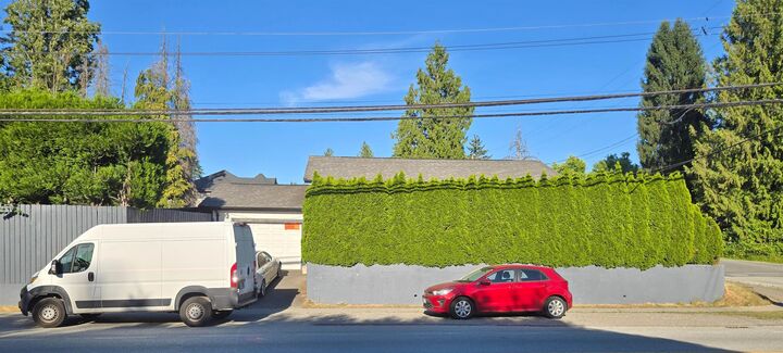 10080 140 Street — photo 1