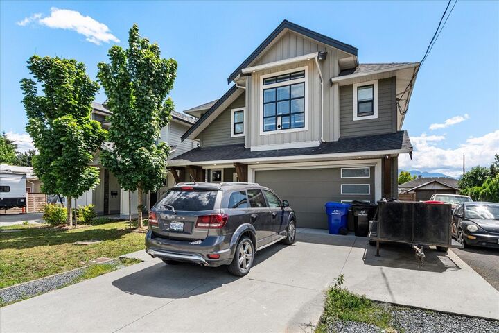 Property Photo: 46302 Riverside Drive BC V2P 3L3