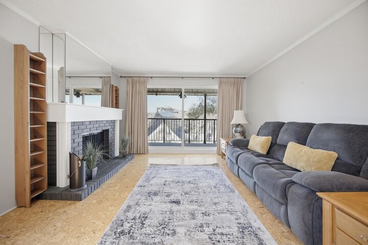 Property Photo: 4926 48 Avenue 306 BC V4K 1V3
