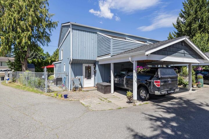 3168 268 Street 1 — photo 1