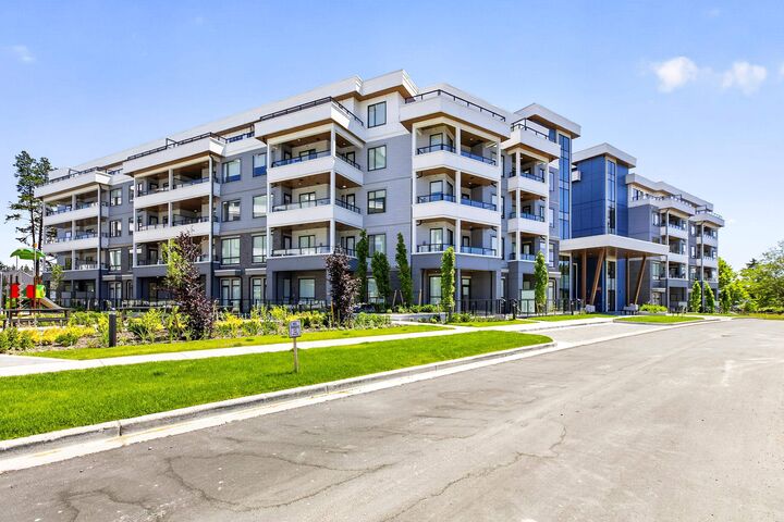6220 Gooseberry Drive 220 — photo 1