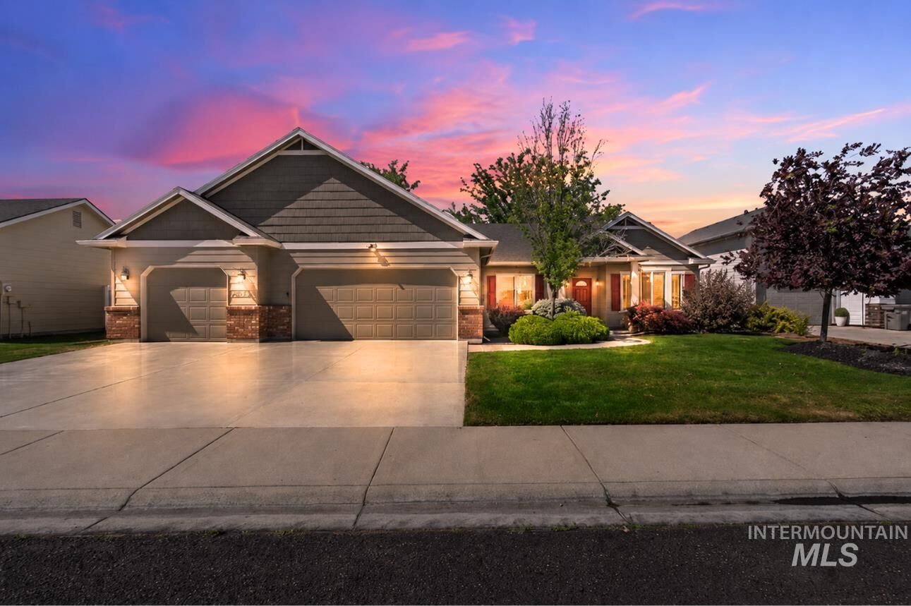 Property Photo:  9802 W Blackpool Dr  ID 83669 