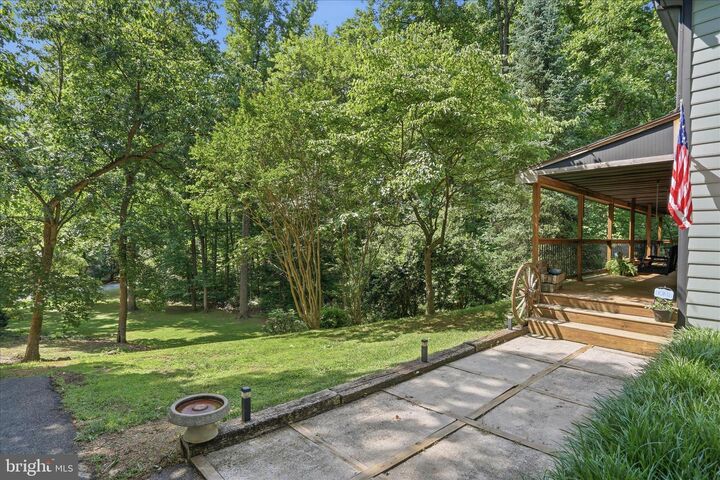 Property Photo: 137 Old Forest Circle VA 22602