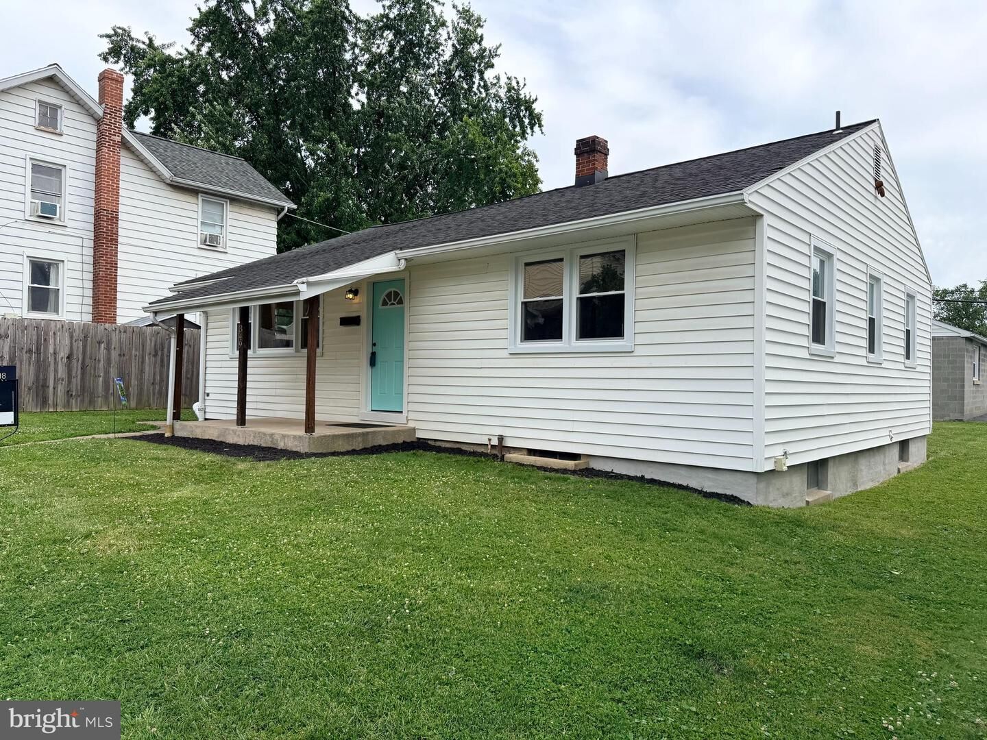 Property Photo:  349 Market Street  PA 17034 