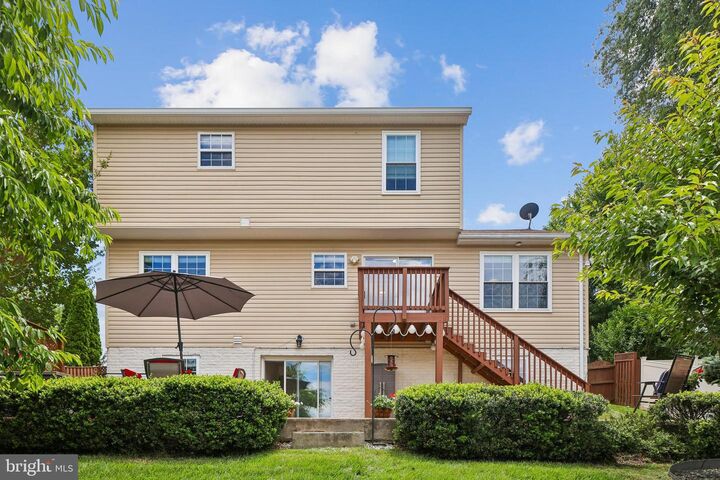 Property Photo:  5722 Rhode Island Drive  VA 22193 
