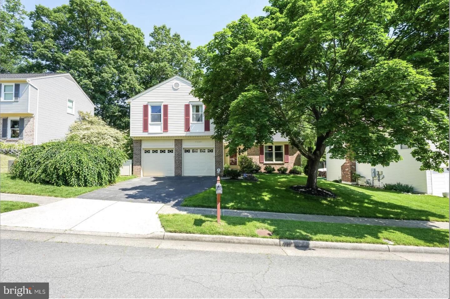 Property Photo:  7588 Woodstown Drive  VA 22153 